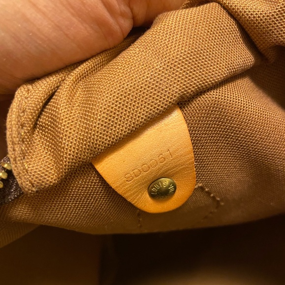 Vintage Louie Vuitton- Speedy 30 - Picture 12 of 16